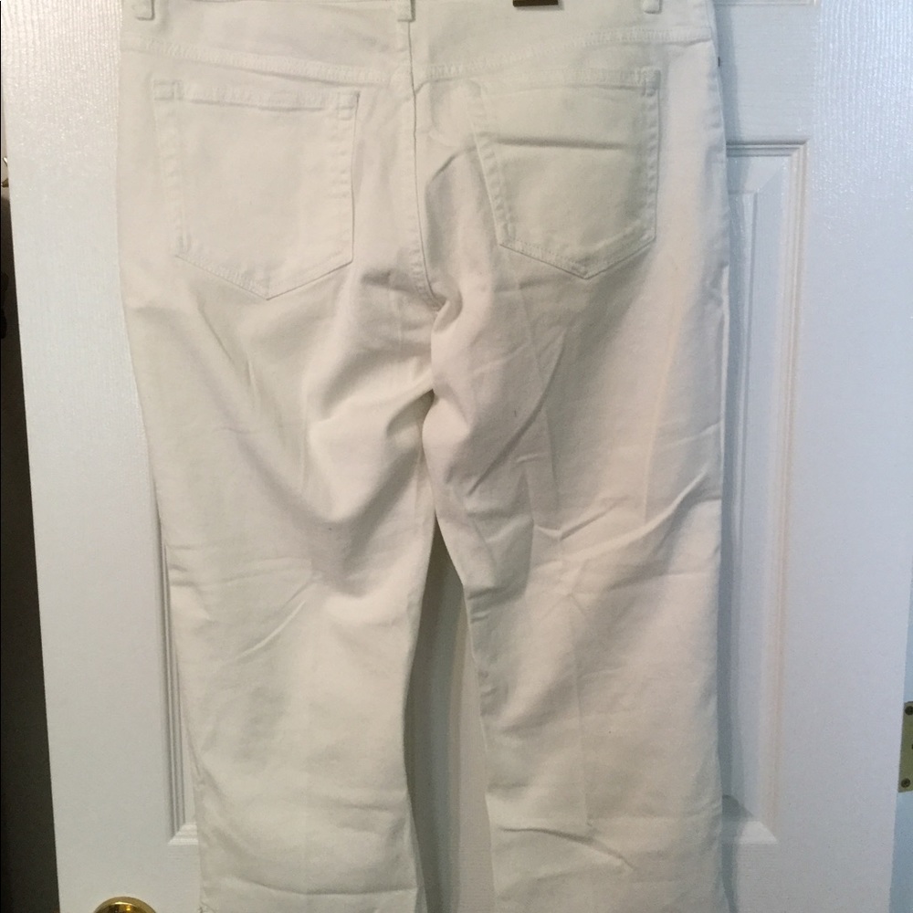 Capris - Picture 3 of 3